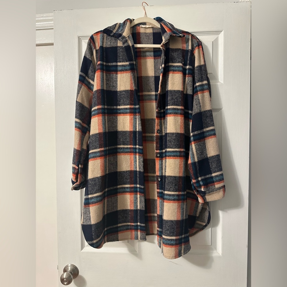 Dressed in Lala long flannel with pockets - like new!
